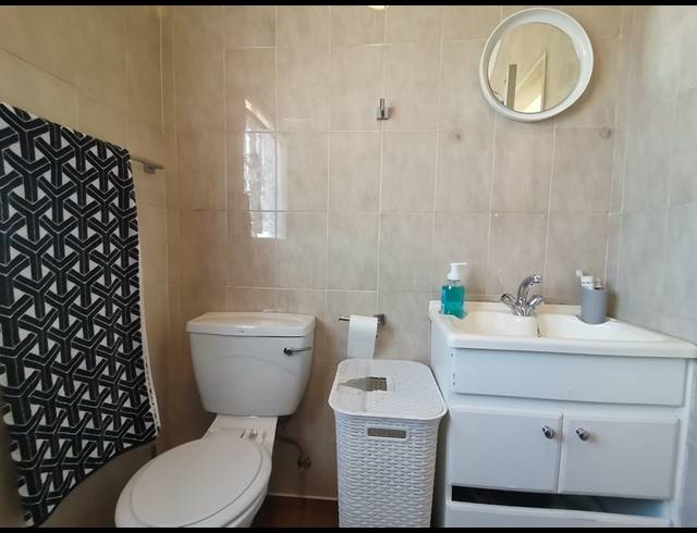 2 BEDROOM TOWNHOUSE FOR SALE IN BASSONIA